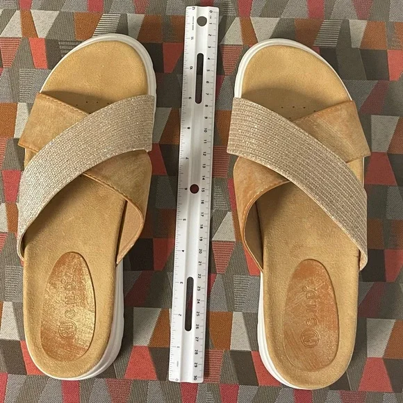 G.N.D. Crossover Platform Sandal - White Tan & Gold Tones - Size 10 - Picture 2 of 12